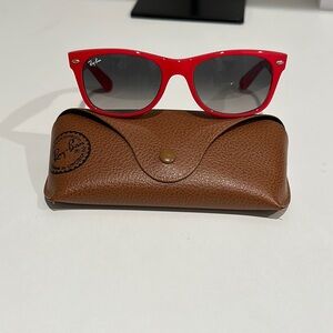 Ray ban red wayfarer